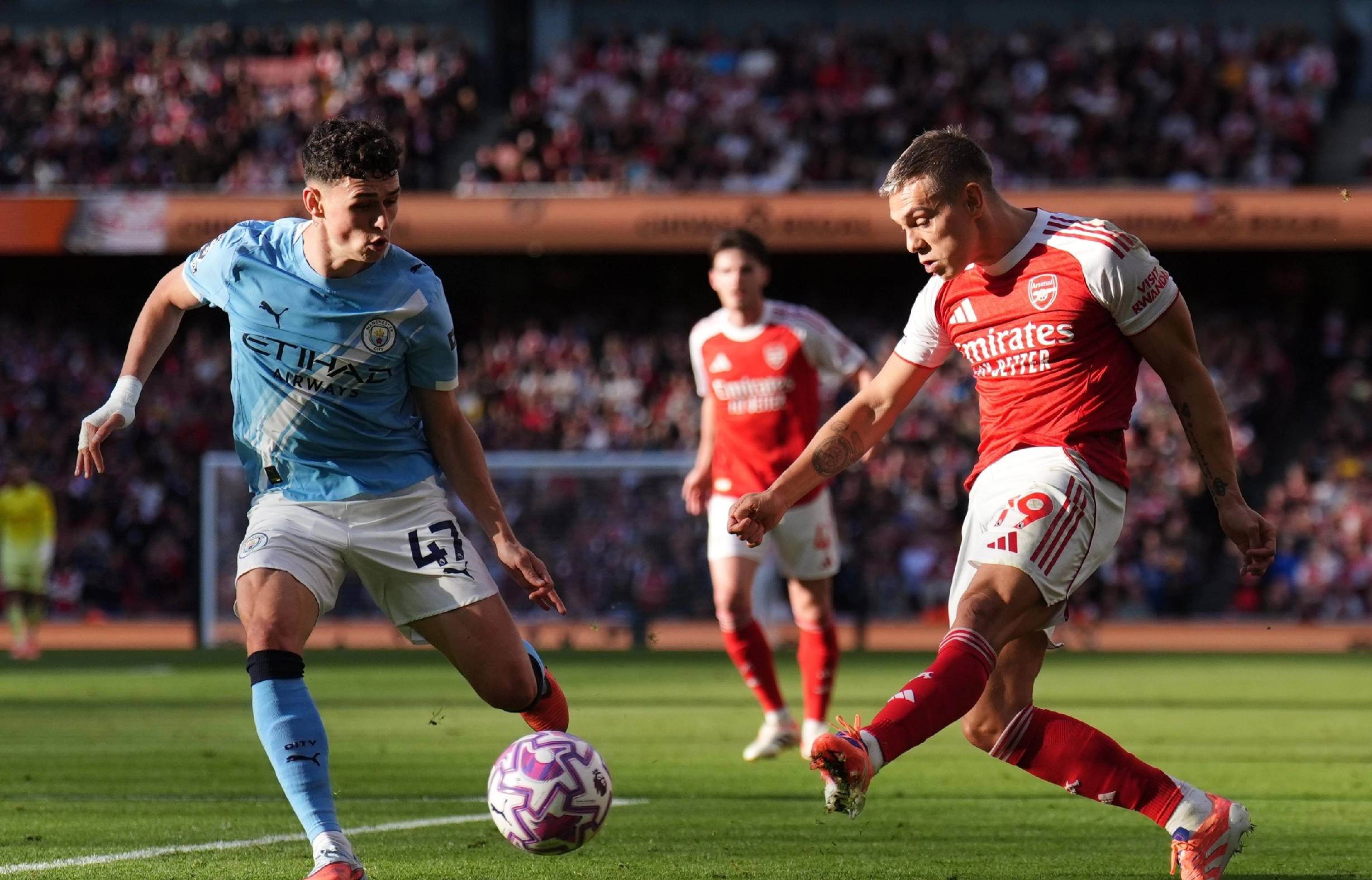 索默：我会弹吉他和钢琴；退役后我应该不当教练，压力太大了（索默自称会弹吉他与钢琴：退役后不考虑执教，压力太大）