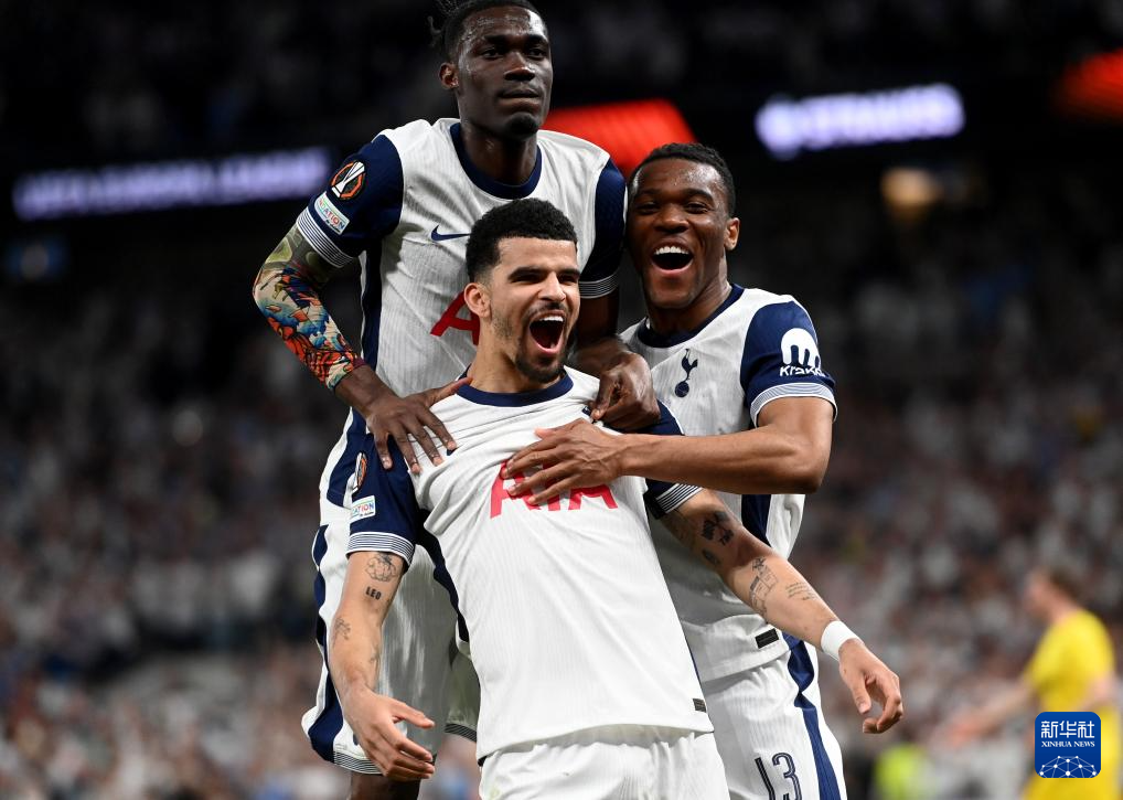 孔帕尼：控球是为了处于有利进攻位置；希望保护足球的创造力（孔帕尼：控球为占据进攻优势，盼守护足球的创造力）