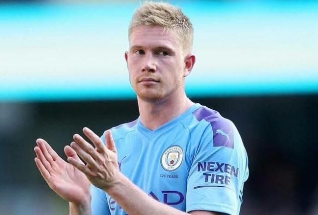 乒乓球混团世界杯：中国队四战全胜 领跑积分榜（中国队四连胜领跑混团世界杯积分榜）