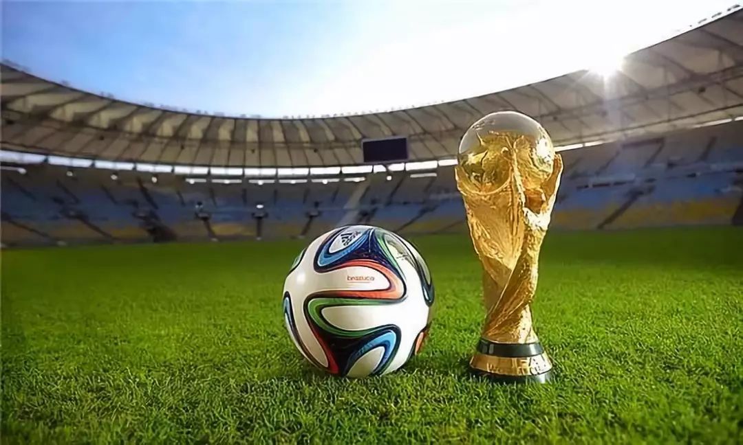 媒体人：亚泰每年差旅费很高，给外援交税也是非常沉重的负担（媒体人称亚泰差旅支出居高不下，外援税负压力沉重）