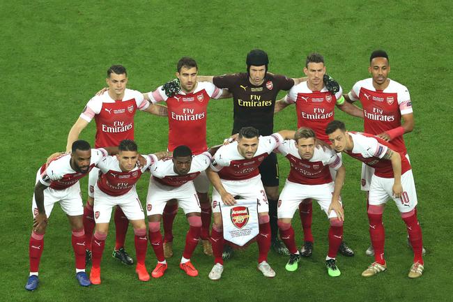 FIFA年度最佳男足教练候选：恩里克、斯洛特、弗里克在列（FIFA年度最佳男足教练候选名单：恩里克、斯洛特、弗里克入围）