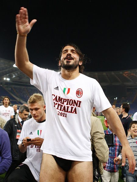 爱媒：世欧预附加赛抽签出炉后，爱尔兰捷克往返机票价格暴涨4倍（爱媒：世欧预附加赛抽签公布后，爱尔兰与捷克往返机票价飙升四倍）