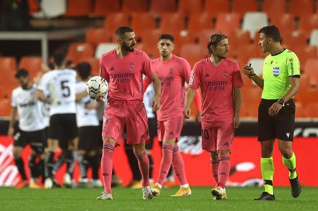 获中乙最佳球员，费尔南多：感谢申花的培养，感谢恒宸的舞台（荣膺中乙最佳球员，费尔南多：感谢申花栽培，感谢恒宸提供舞台）