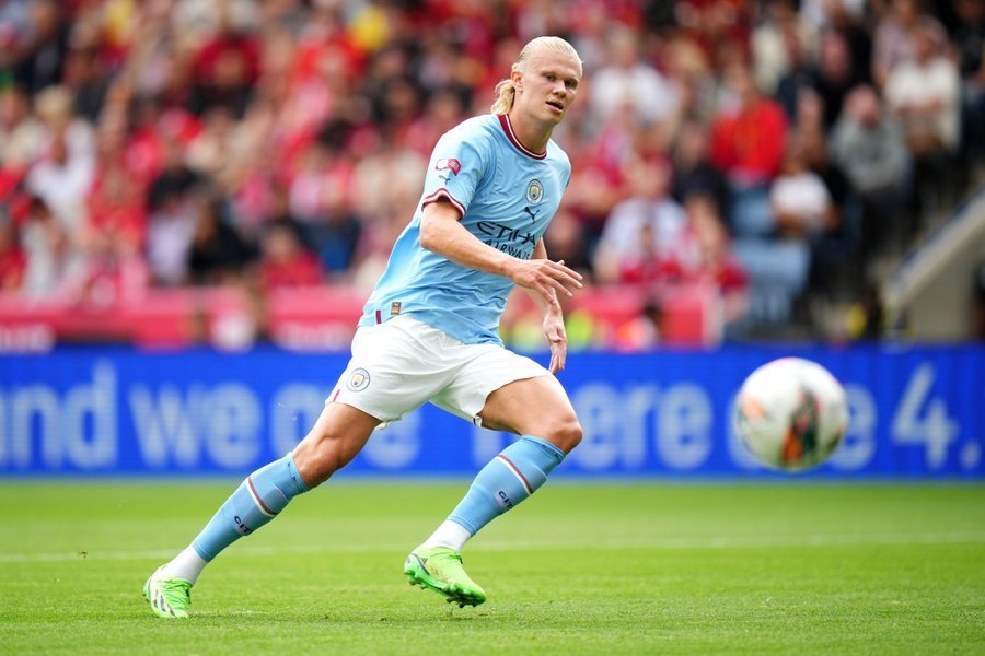 莱万传记作者：拉波尔塔承认，哈维的离开实际上拯救了莱万（传记作者：拉波尔塔坦言哈维离任实则拯救了莱万）