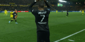 亚泰小将景泊羲完成中超首秀，月初曾说自己的梦想是中超首发（亚泰小将景泊羲迎来中超处子秀：月初曾言梦想是跻身中超首发）